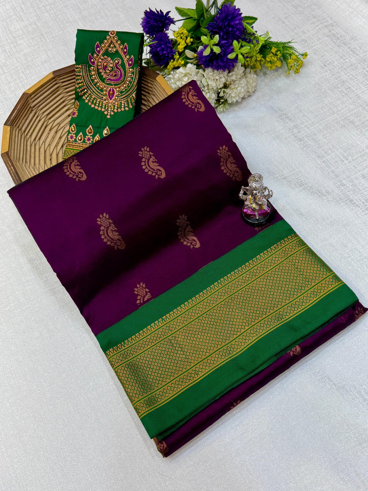 Beautiful Nath Saree with Designer Pallu