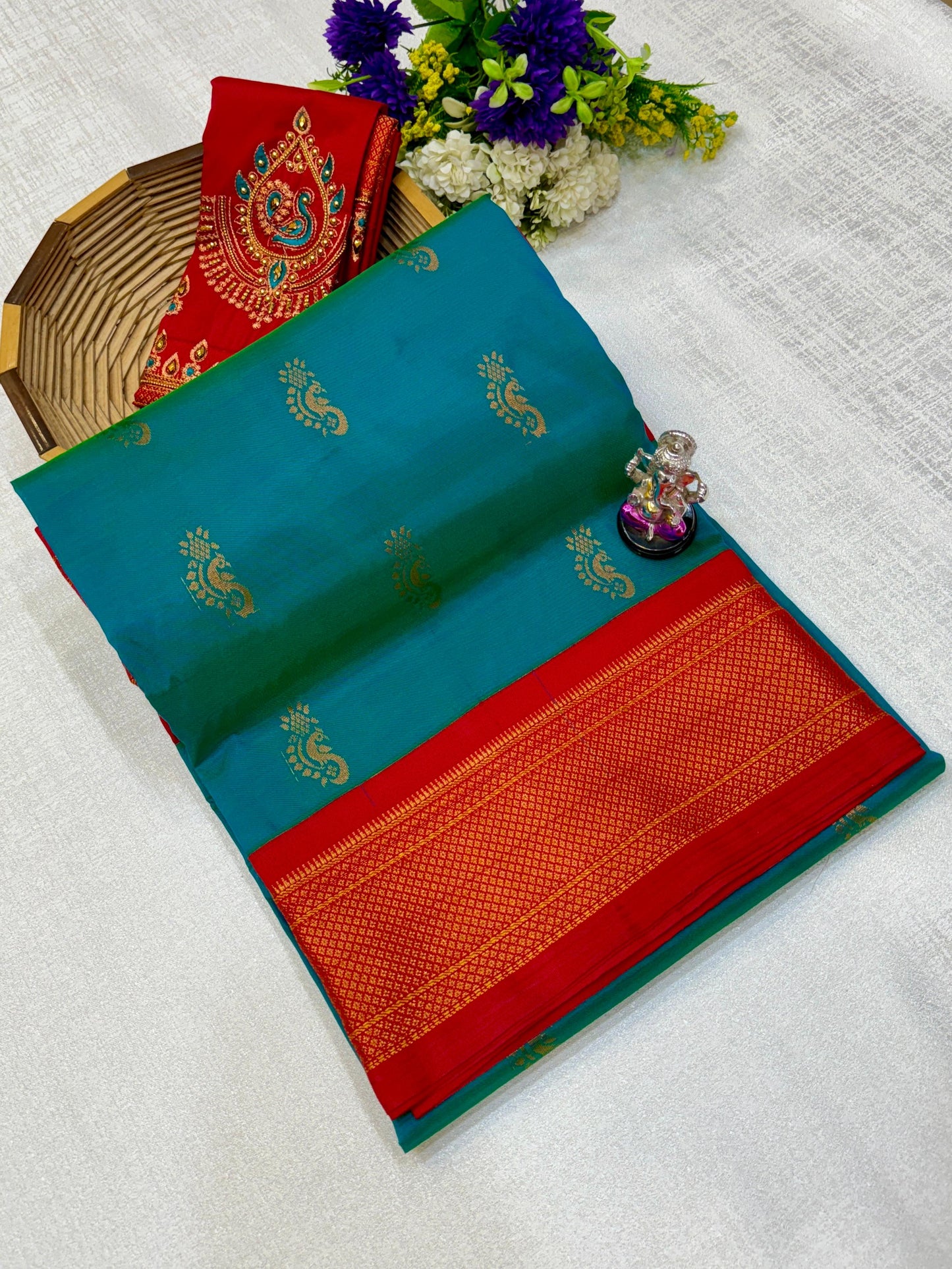 Beautiful Nath Saree with Designer Pallu