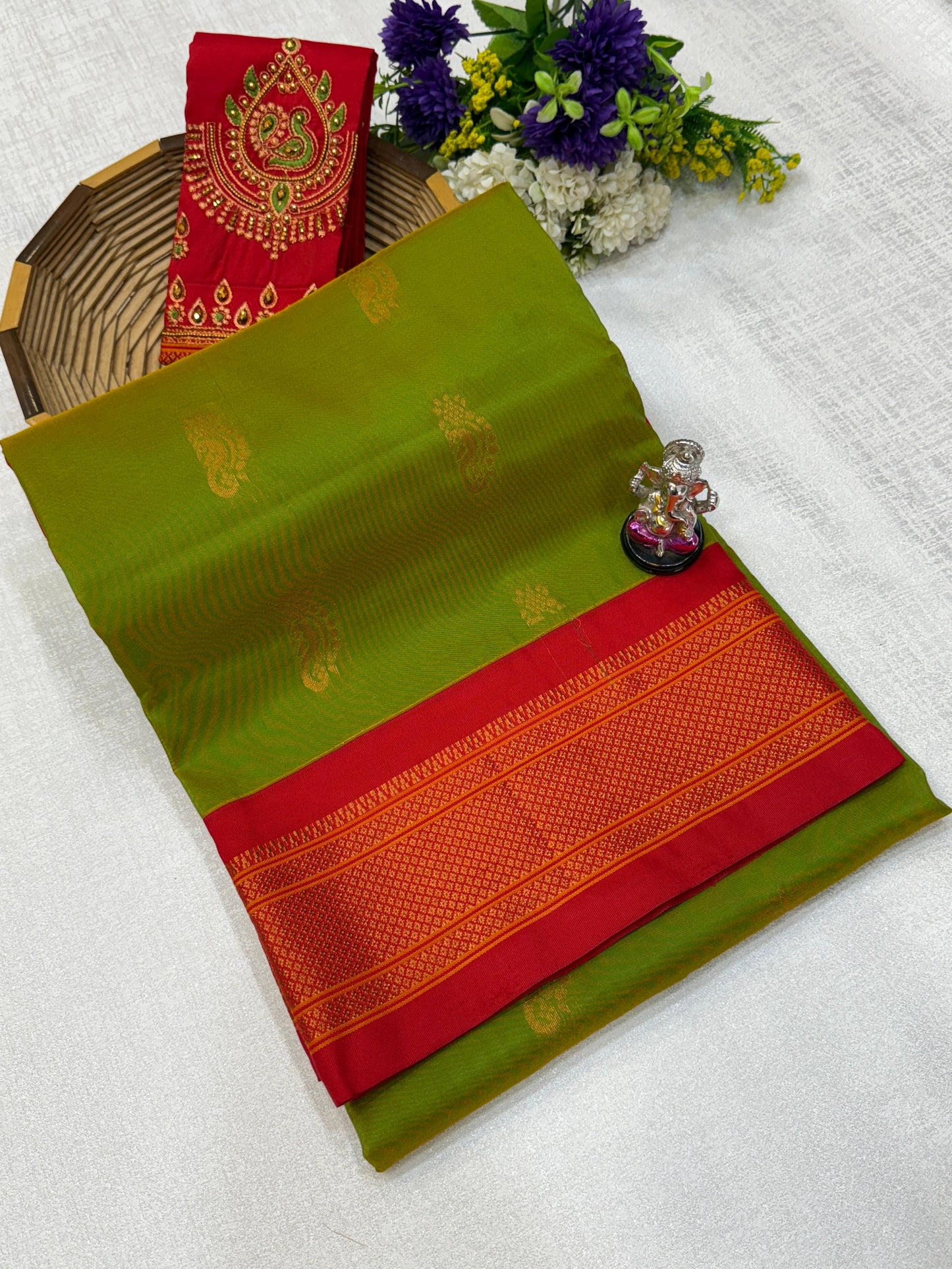 Beautiful Nath Saree with Designer Pallu