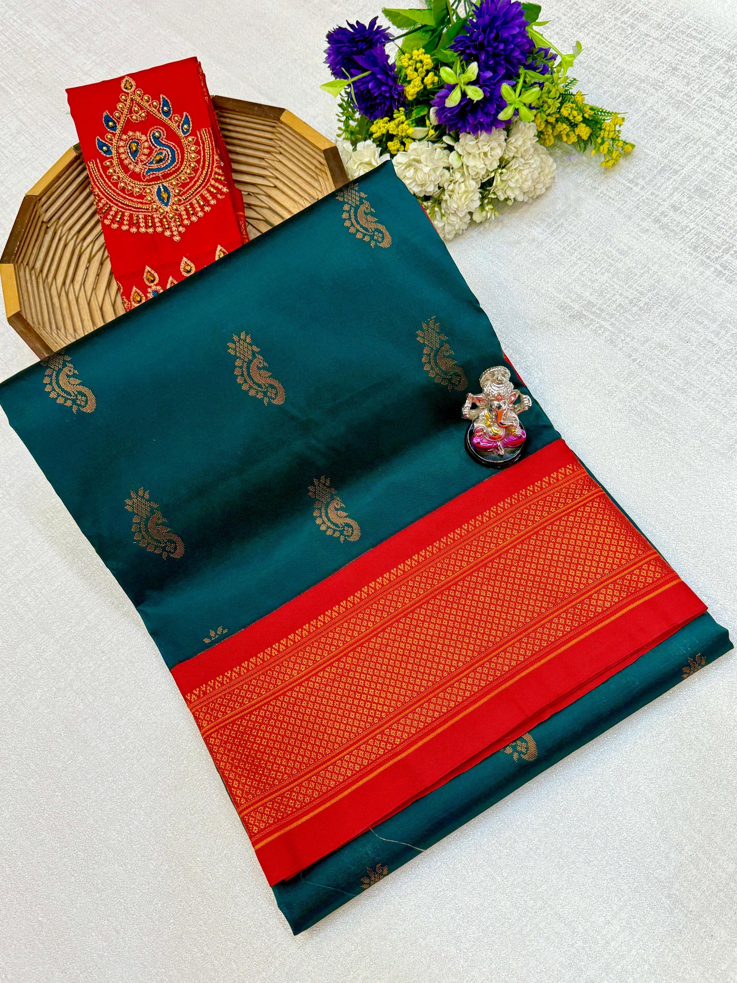 Beautiful Nath Saree with Designer Pallu