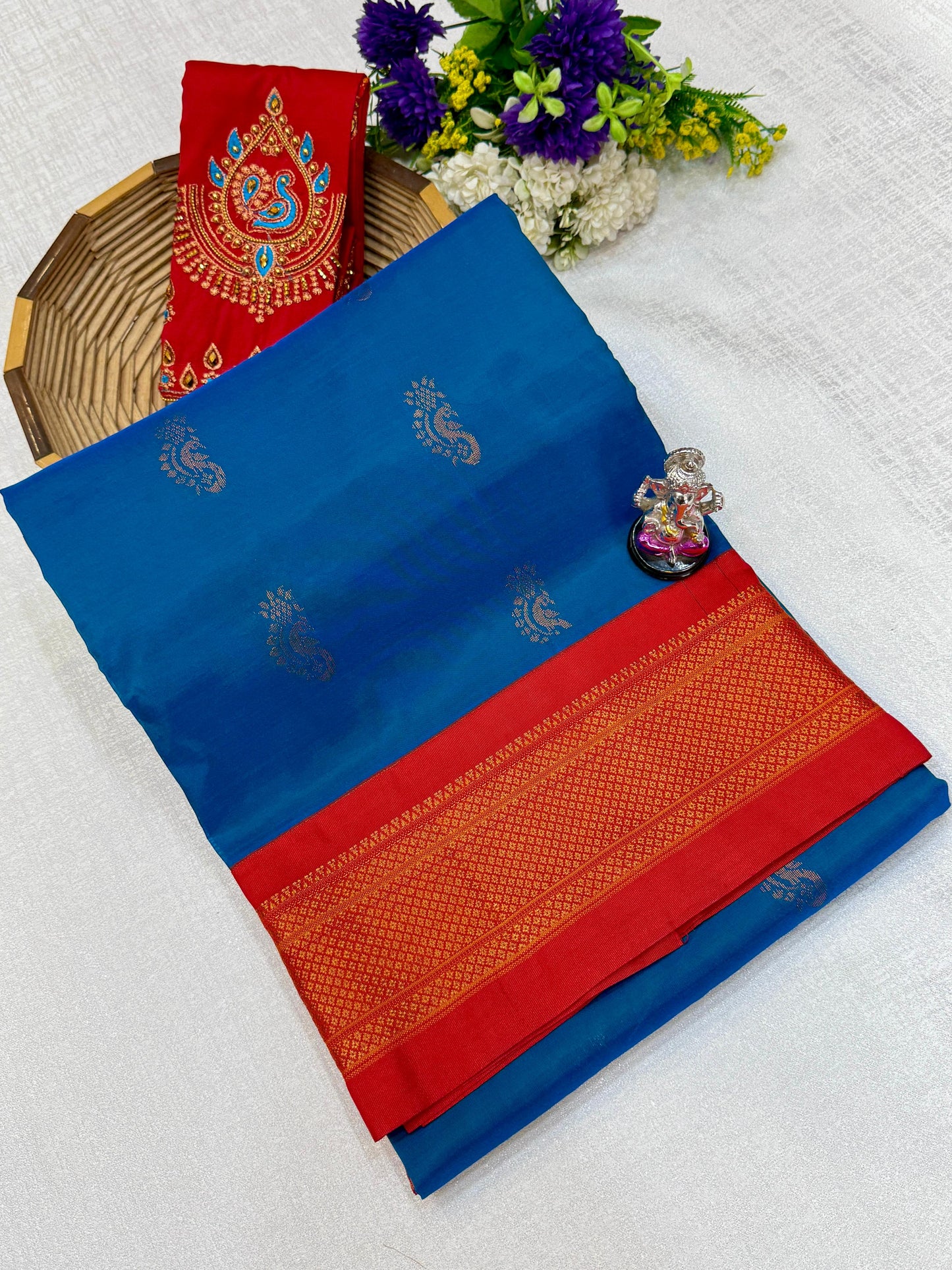 Beautiful Nath Saree with Designer Pallu