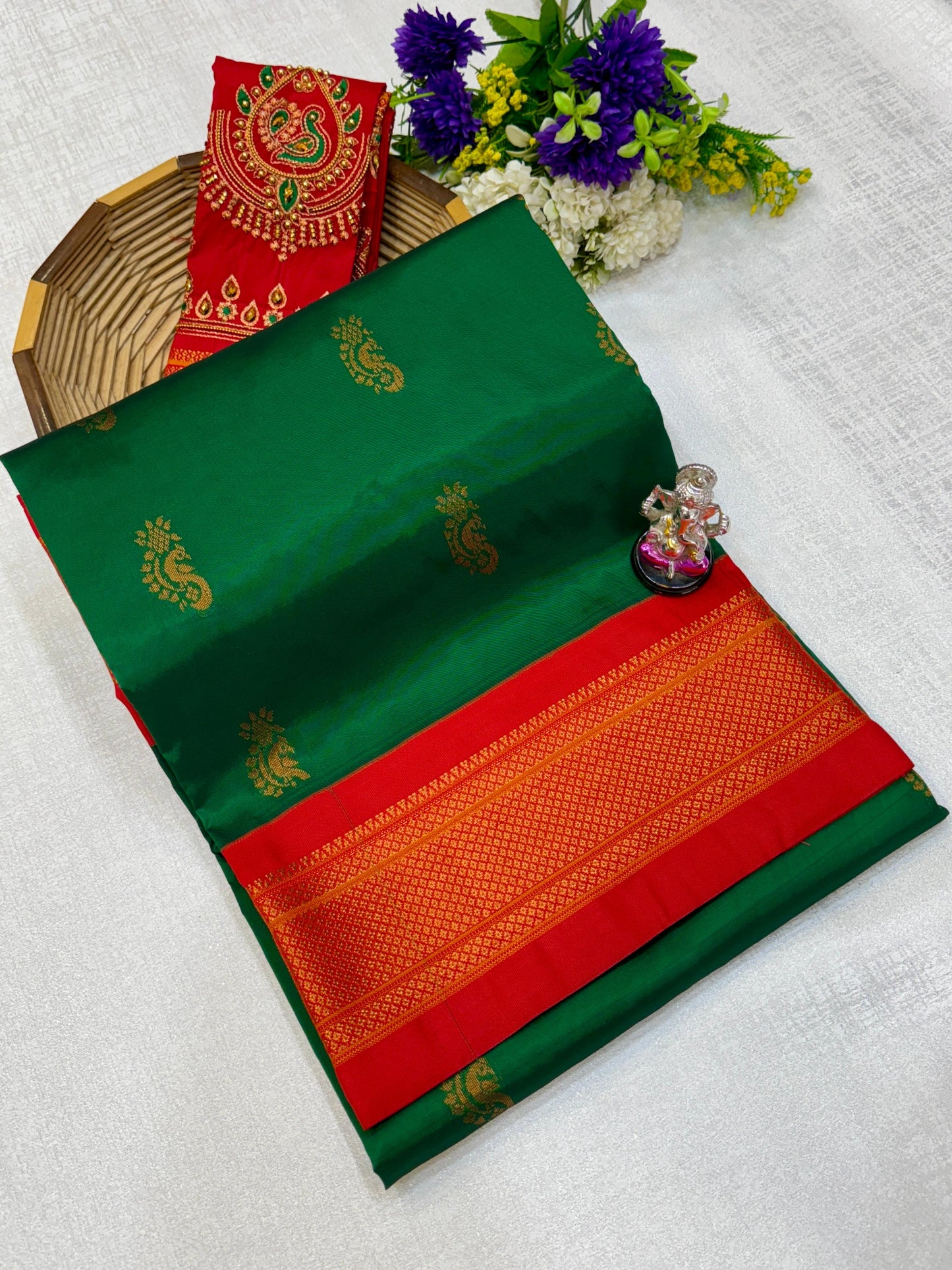 Beautiful Nath Saree with Designer Pallu