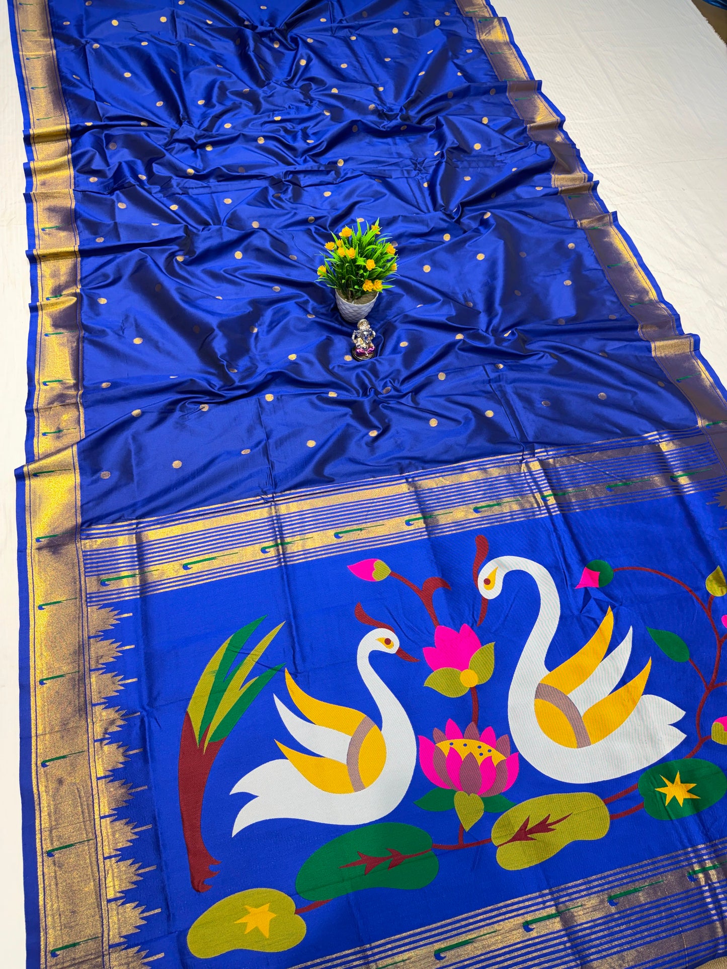 Beautiful Muniya Border Paithani Saree