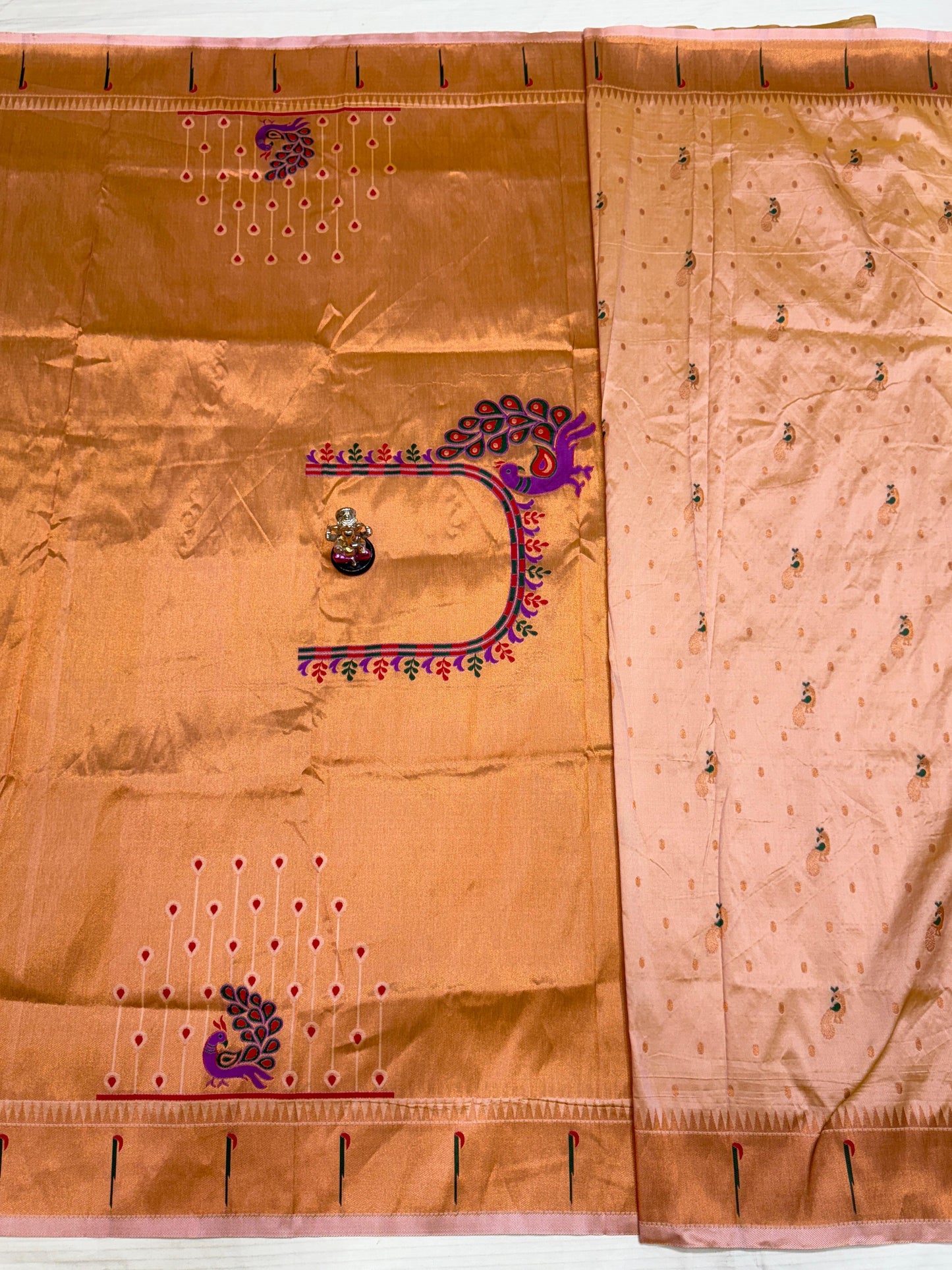 Designer Muniya Border Paithani Saree — Color View