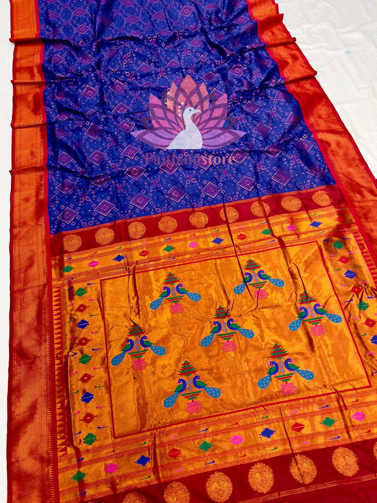 Elegant Bandhani Saree with All-Over Bandhani Butti