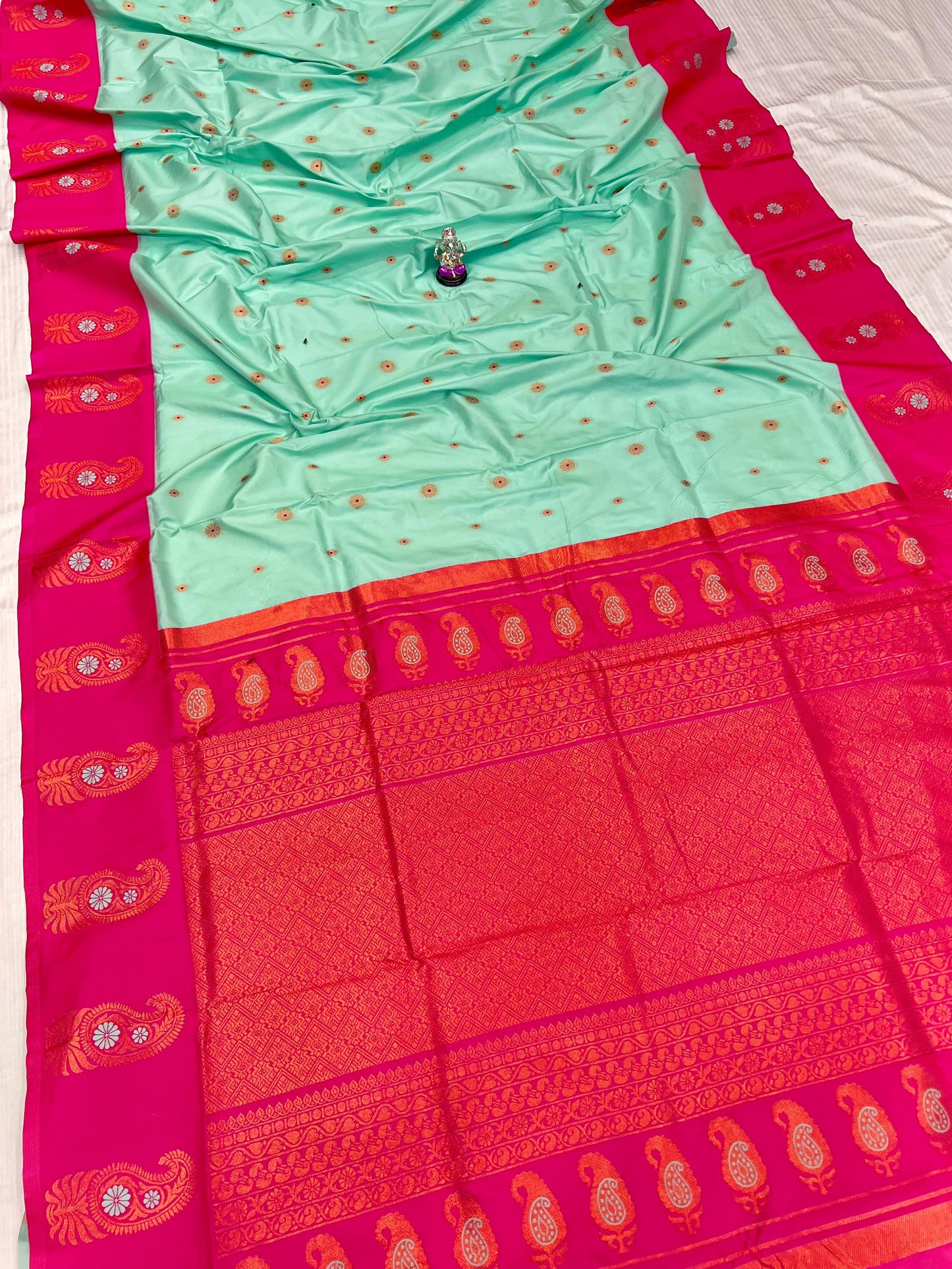 Exquisite Tana Silk Brocade Paithani Sarees – Timeless Elegance