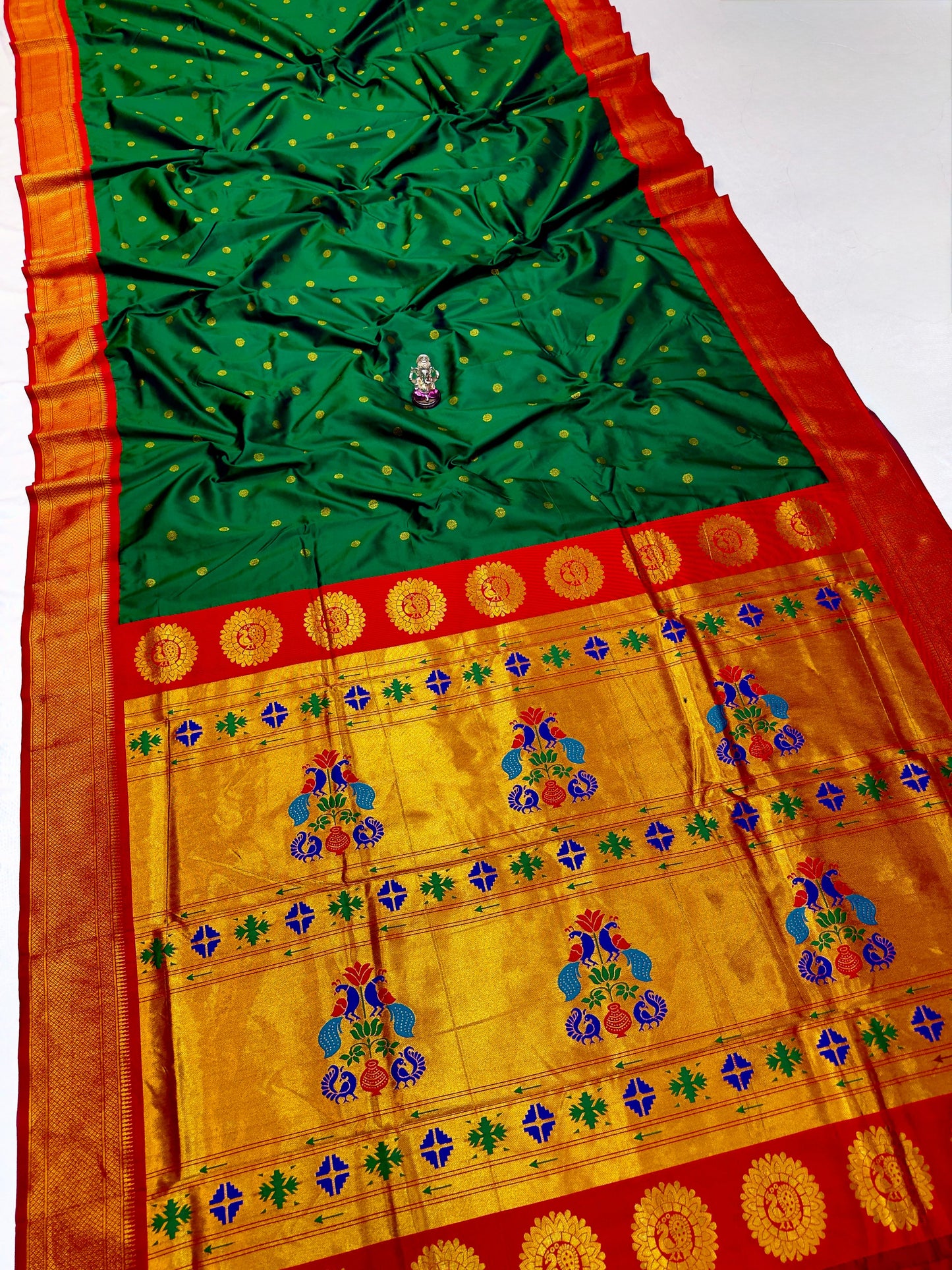Maharani Pallu Kalanjali Paithani Saree