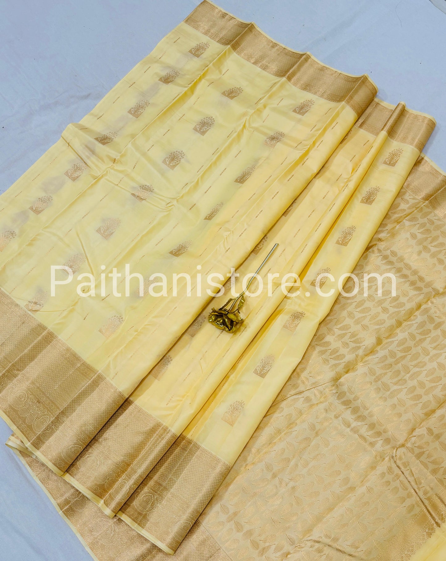 Pure Silk Kanchipuram Saree — Side Angle