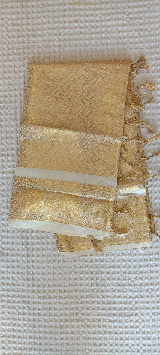 Cream Paithani Shela with diagonal crosshatch zari weave