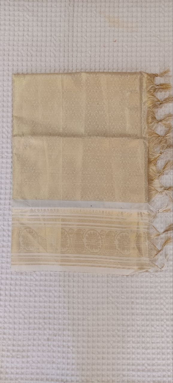 Cream Paithani Shela with gold floral medallion pallu