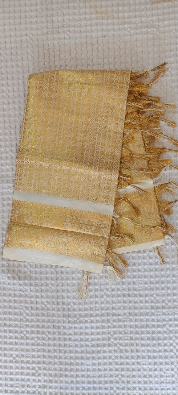 Cream Paithani Shela with gold temple-triangle border pallu