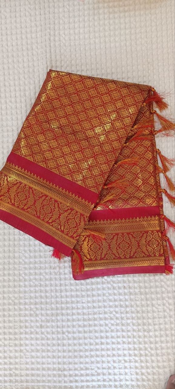 Maroon Paithani Shela with double-row gold floral scroll pallu