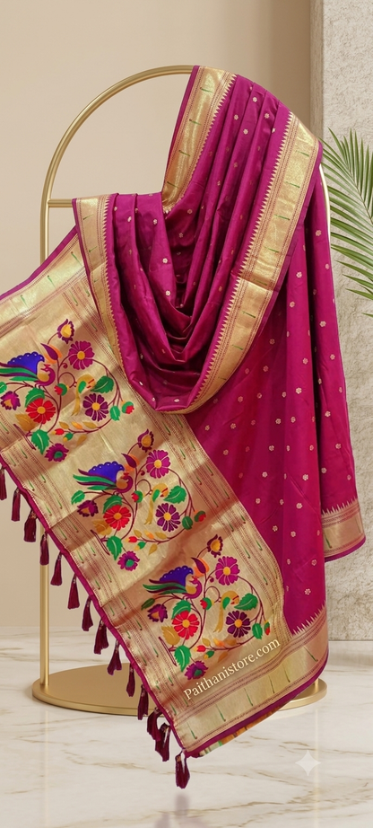 Green Muniya Border Paithani Dupatta - Silk