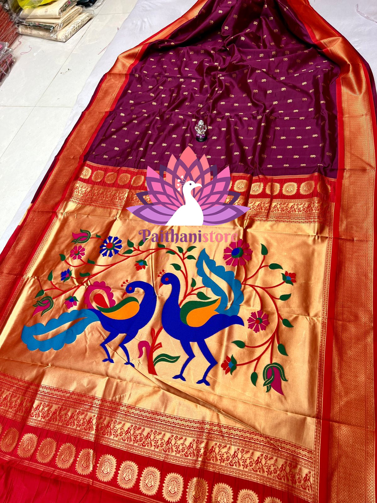 Nauvari Sarees For Wedding