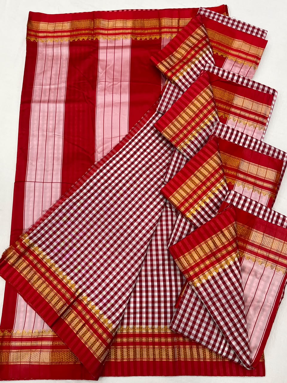 Checks Irkal Saree in Art Soft Silk with Contrast Blouse