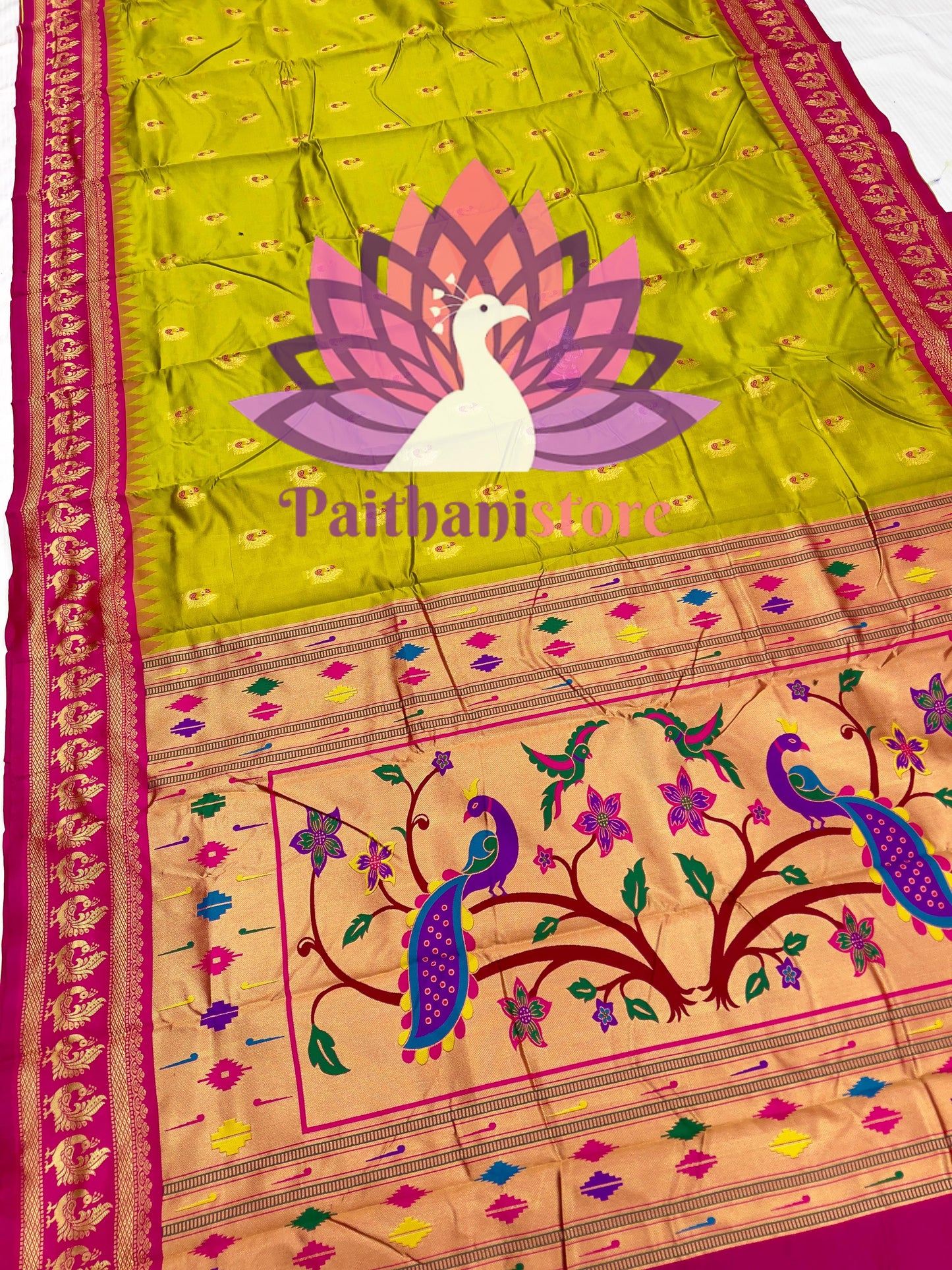 Nauvari Sarees For Wedding