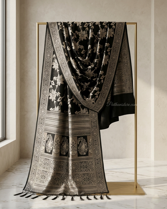 Black Dupatta Online - Handwoven Paithani Shela Dupatta for Bride | Paithanistore