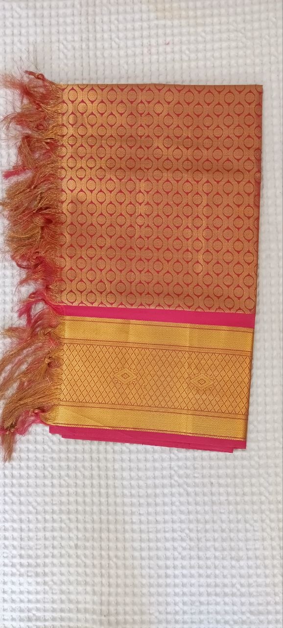 Rust Orange Paithani Shela with pink-gold diamond trellis pallu