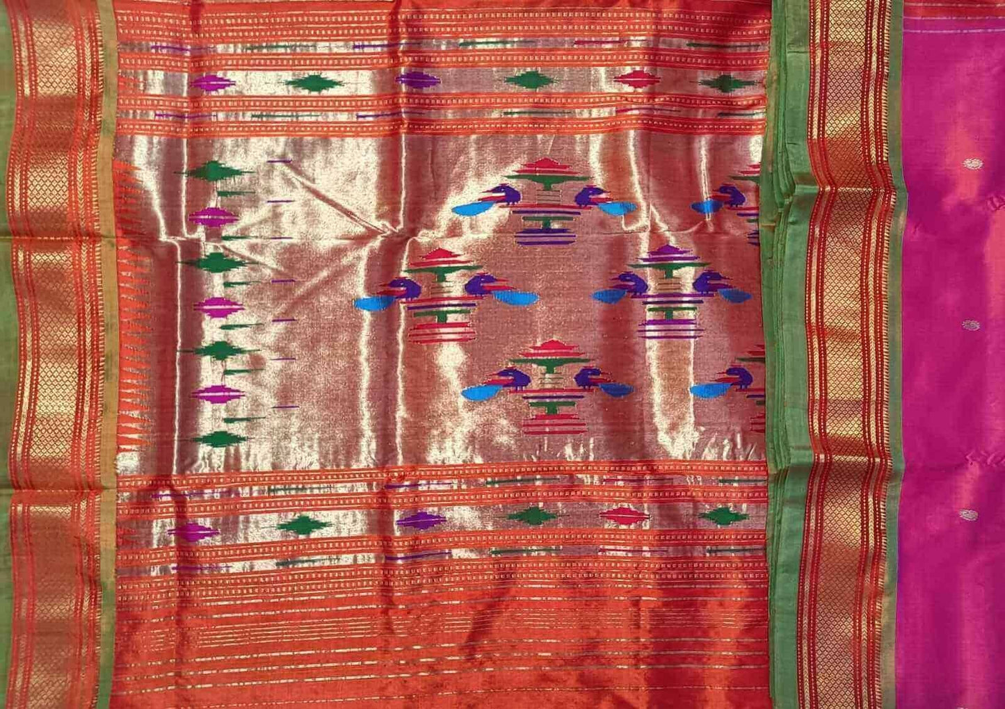 Dual Tone Pure Silk Handloom Paithani